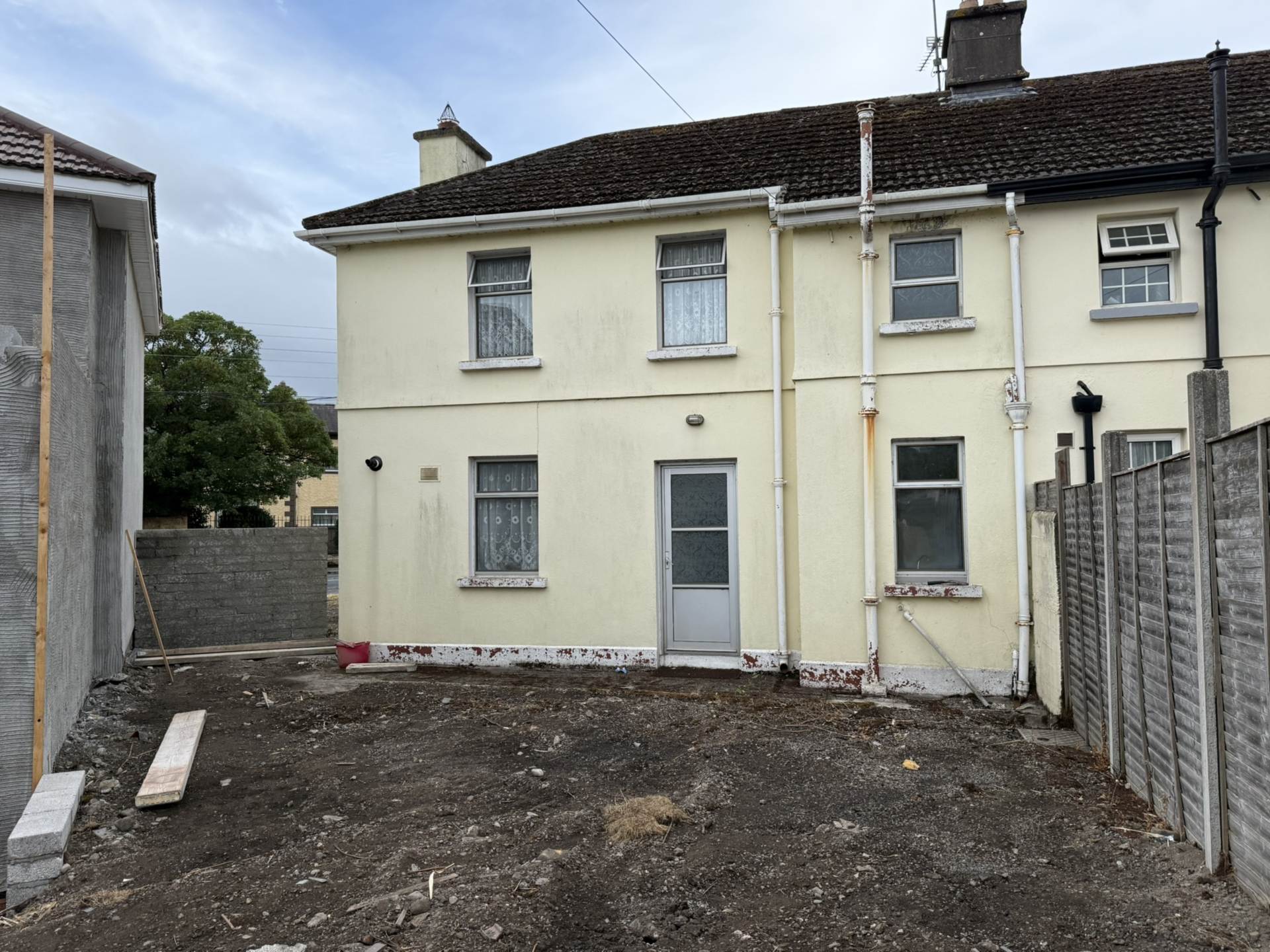 12 Davis Terrace, Clonmel, E91 HH02 12 Davis Terrace, Clonmel, E91 HH02