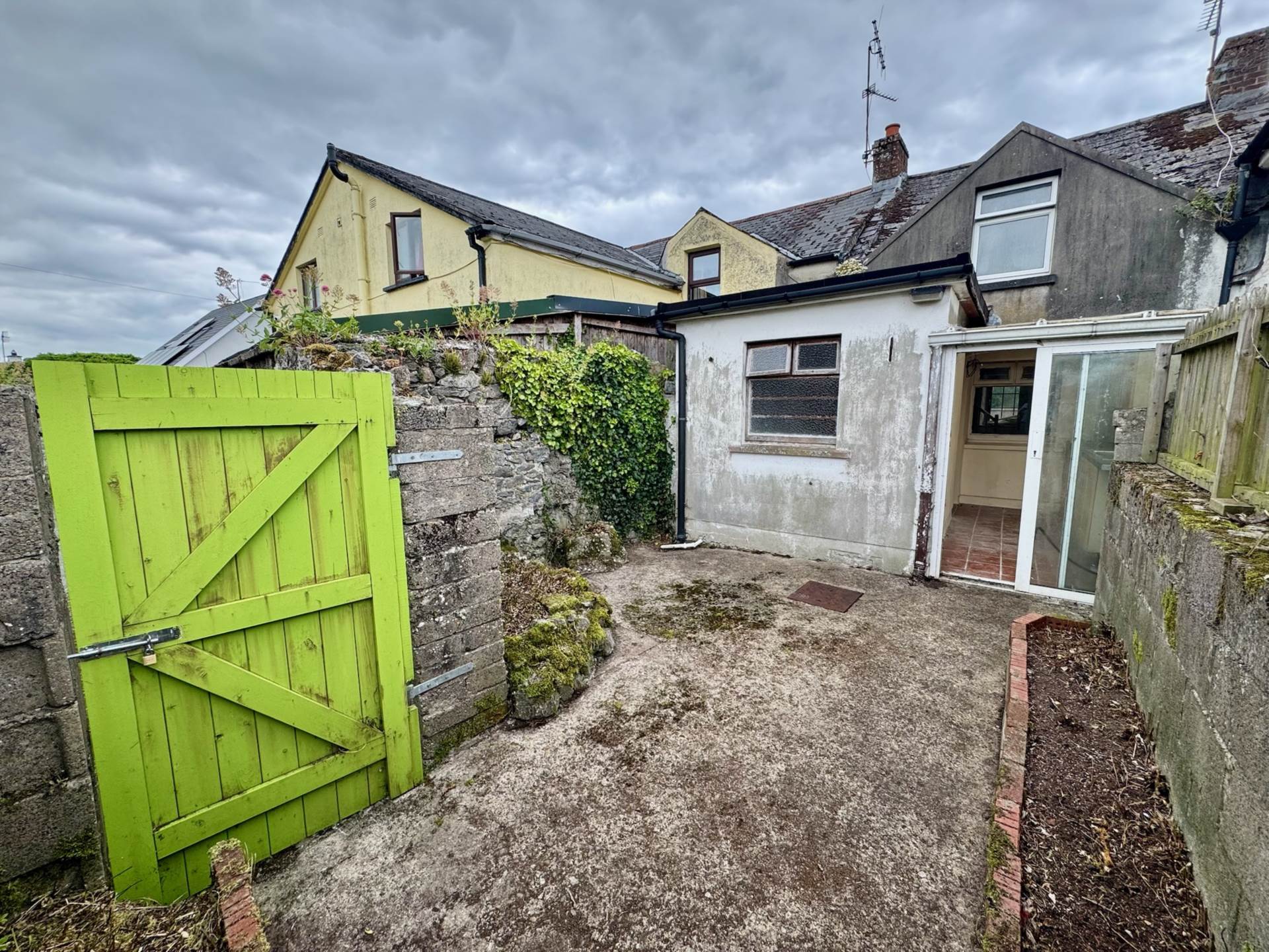 Rosebay, Rocklow Road, Fethard, E91 K281