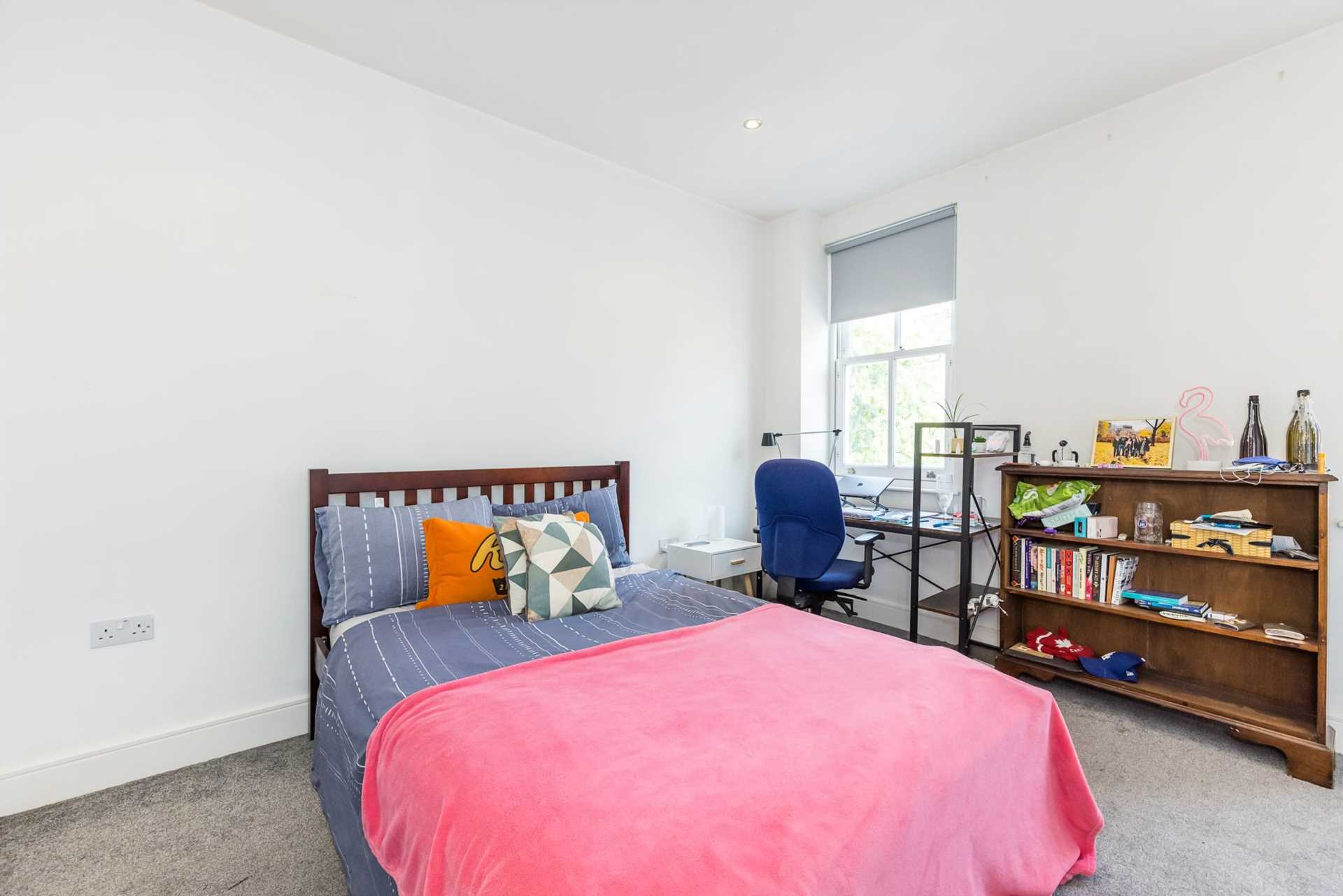 Kingsland Passage, Dalston Junction, E8, Image 10