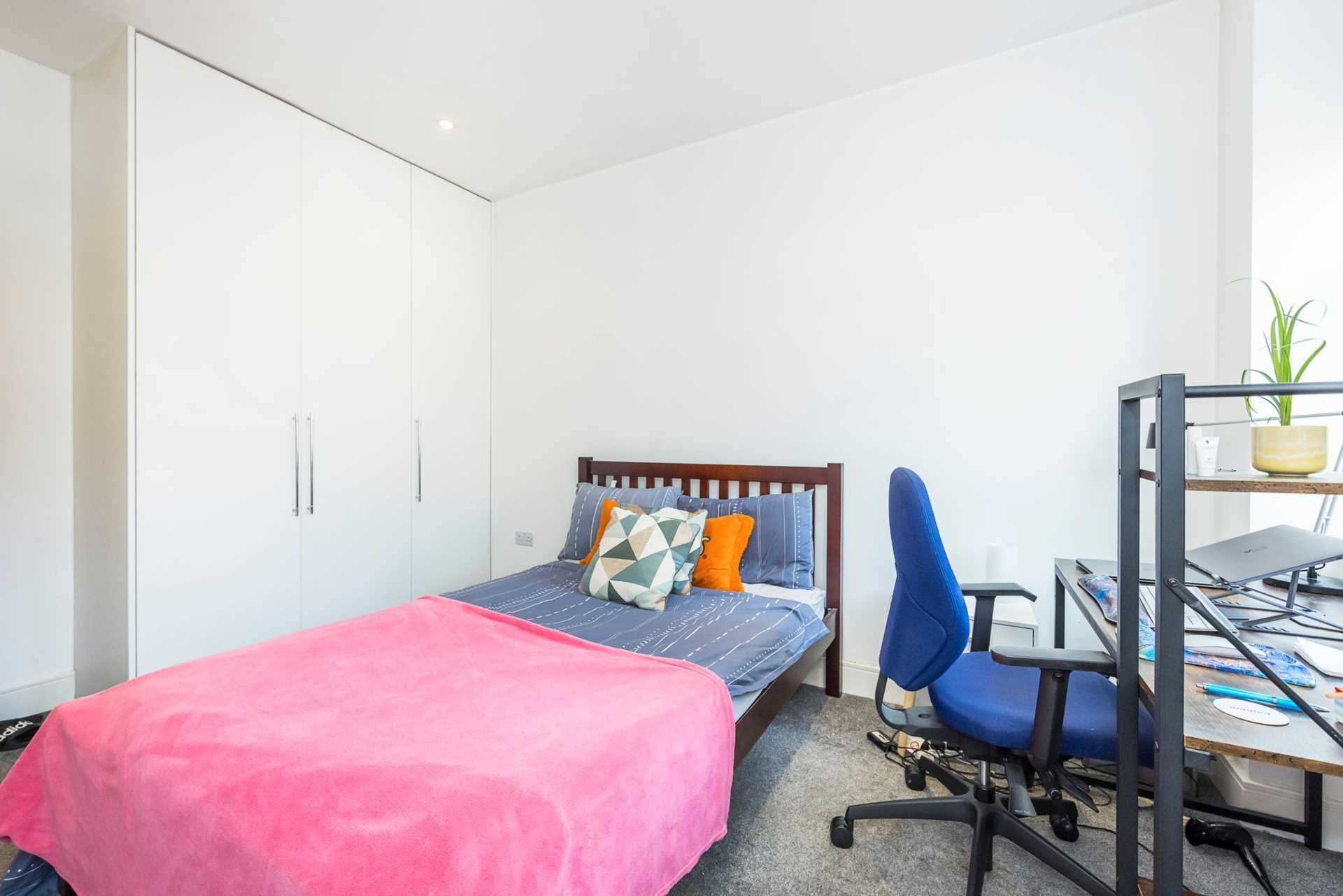 Kingsland Passage, Dalston Junction, E8, Image 9