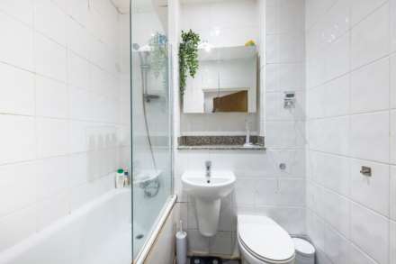Kingsland Passage, Dalston Junction, E8, Image 12