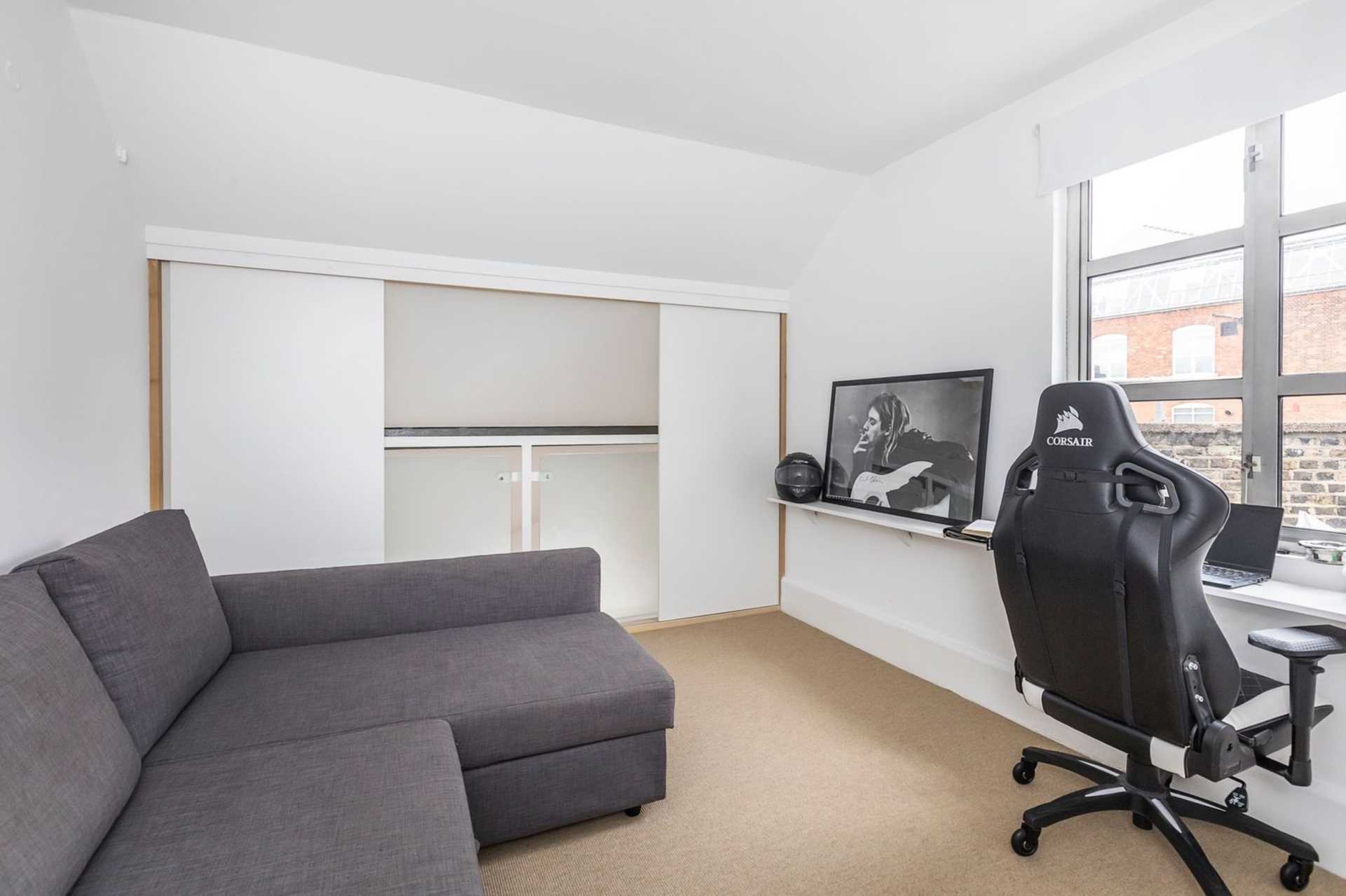 Dingley Place, Clerkenwell, EC1V, Image 11