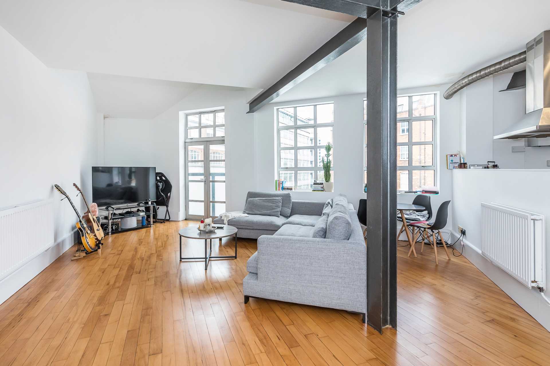 Dingley Place, Clerkenwell, EC1V, Image 4