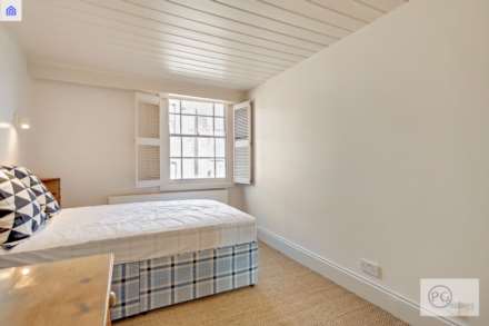 Camden Passage, Angel, N1, Image 9