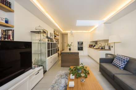 Liverpool Road, Barnsbury, N1, Image 2