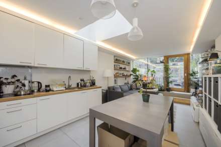 Liverpool Road, Barnsbury, N1, Image 4