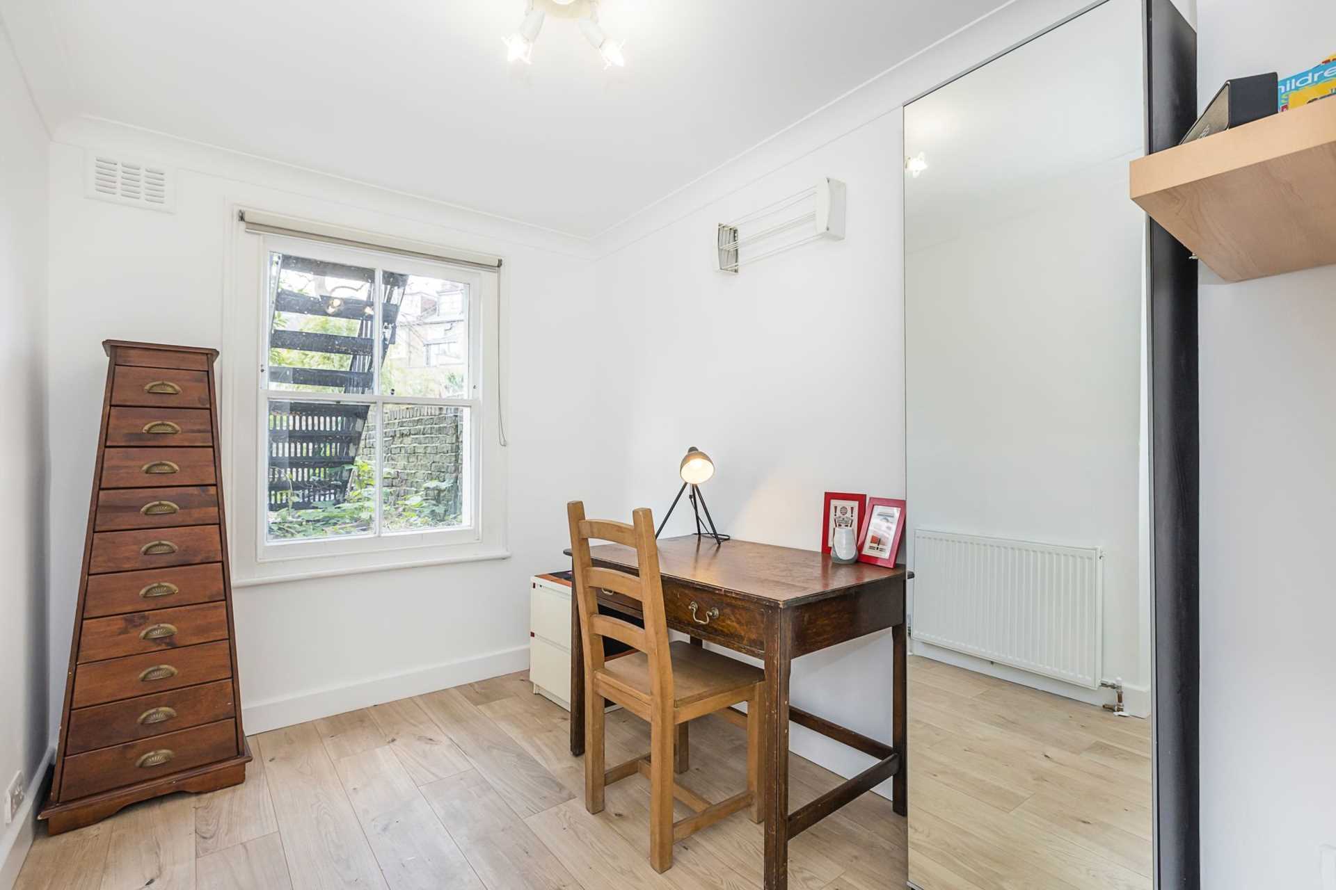Tufnell Park Road, London, N7, Image 6