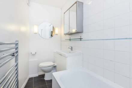Tufnell Park Road, London, N7, Image 8
