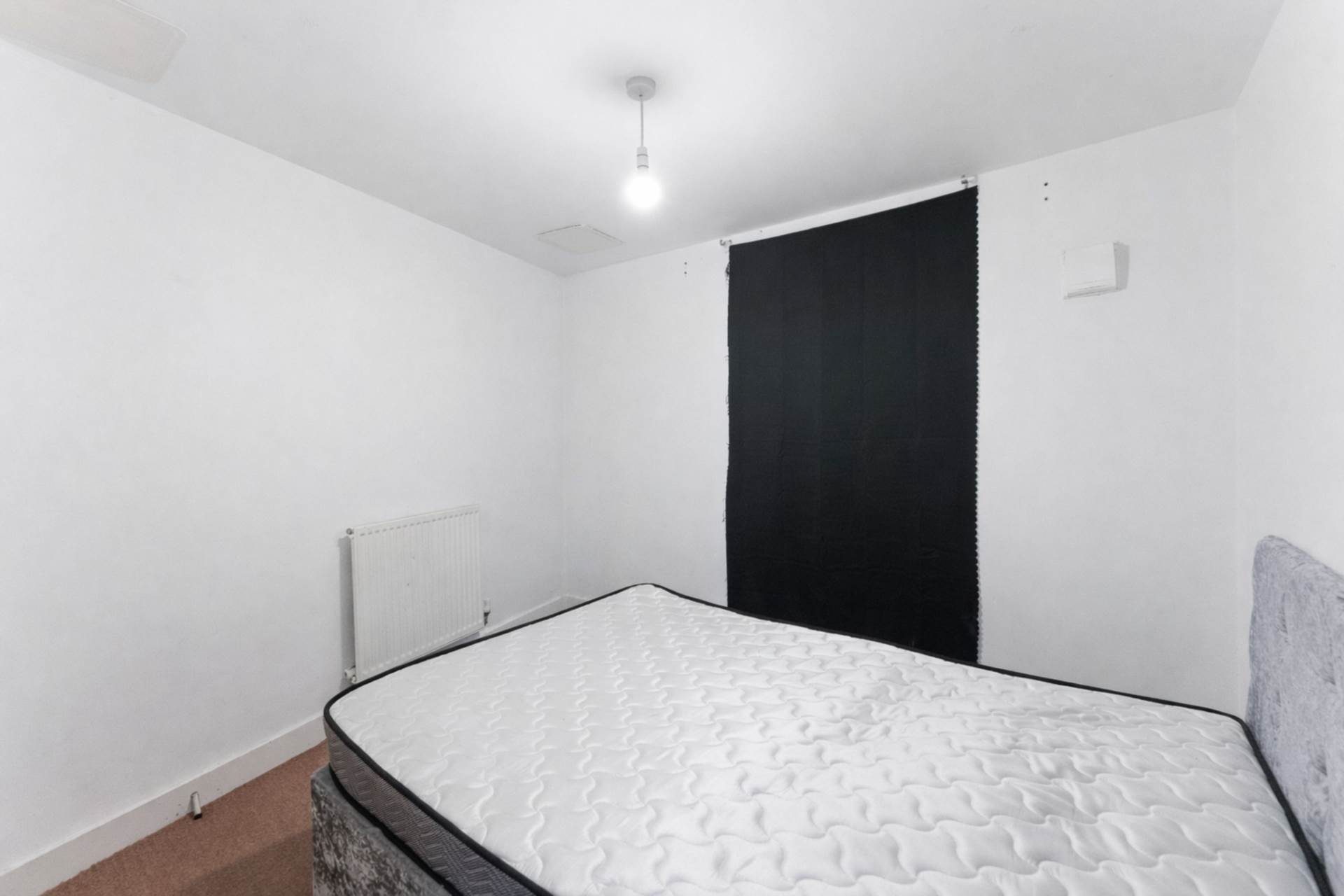 Parham Drive, Ilford, London, IG2, Image 4