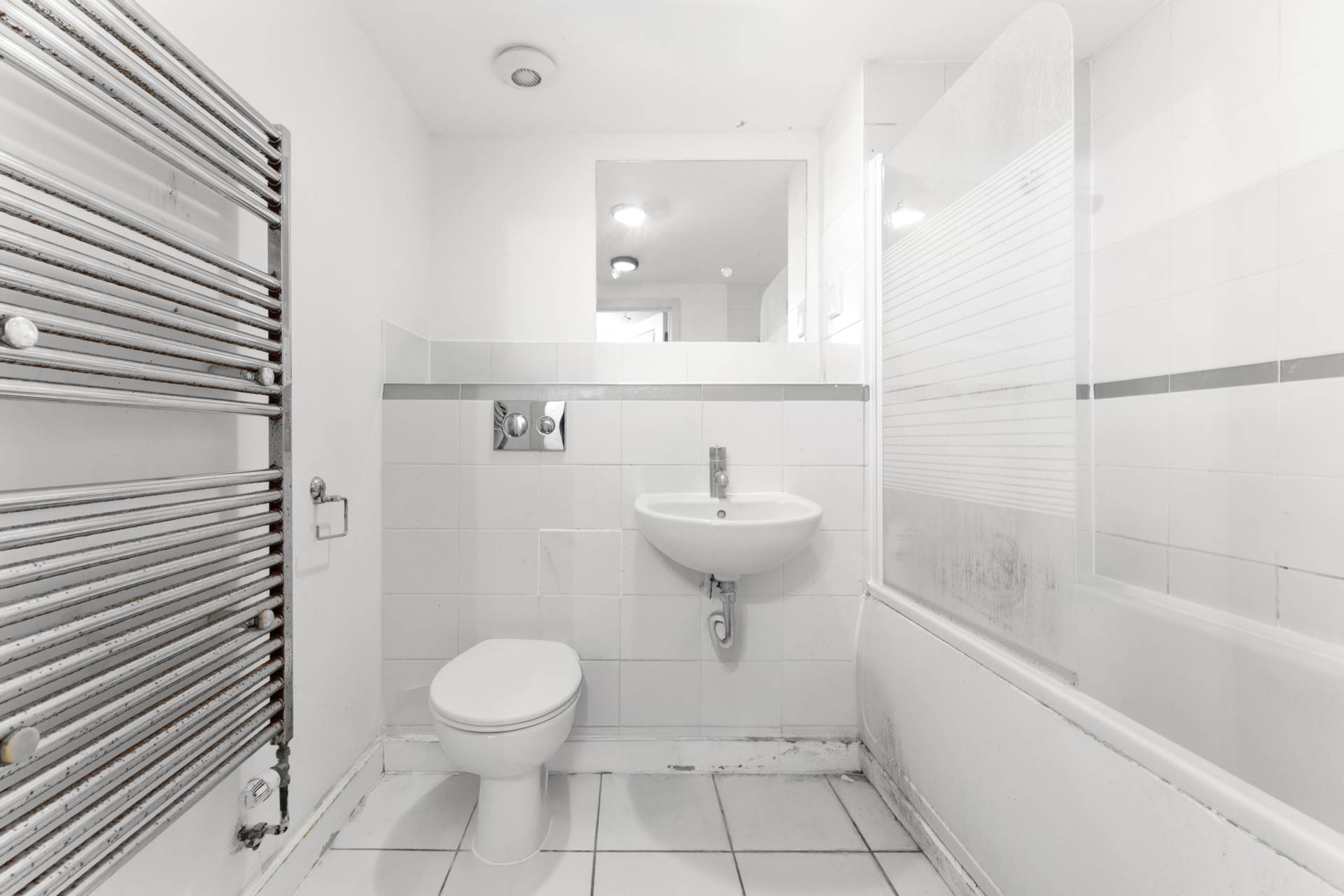 Parham Drive, Ilford, London, IG2, Image 5