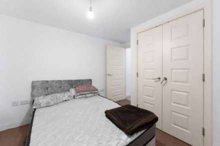 Parham Drive, Ilford, London, IG2, Image 3