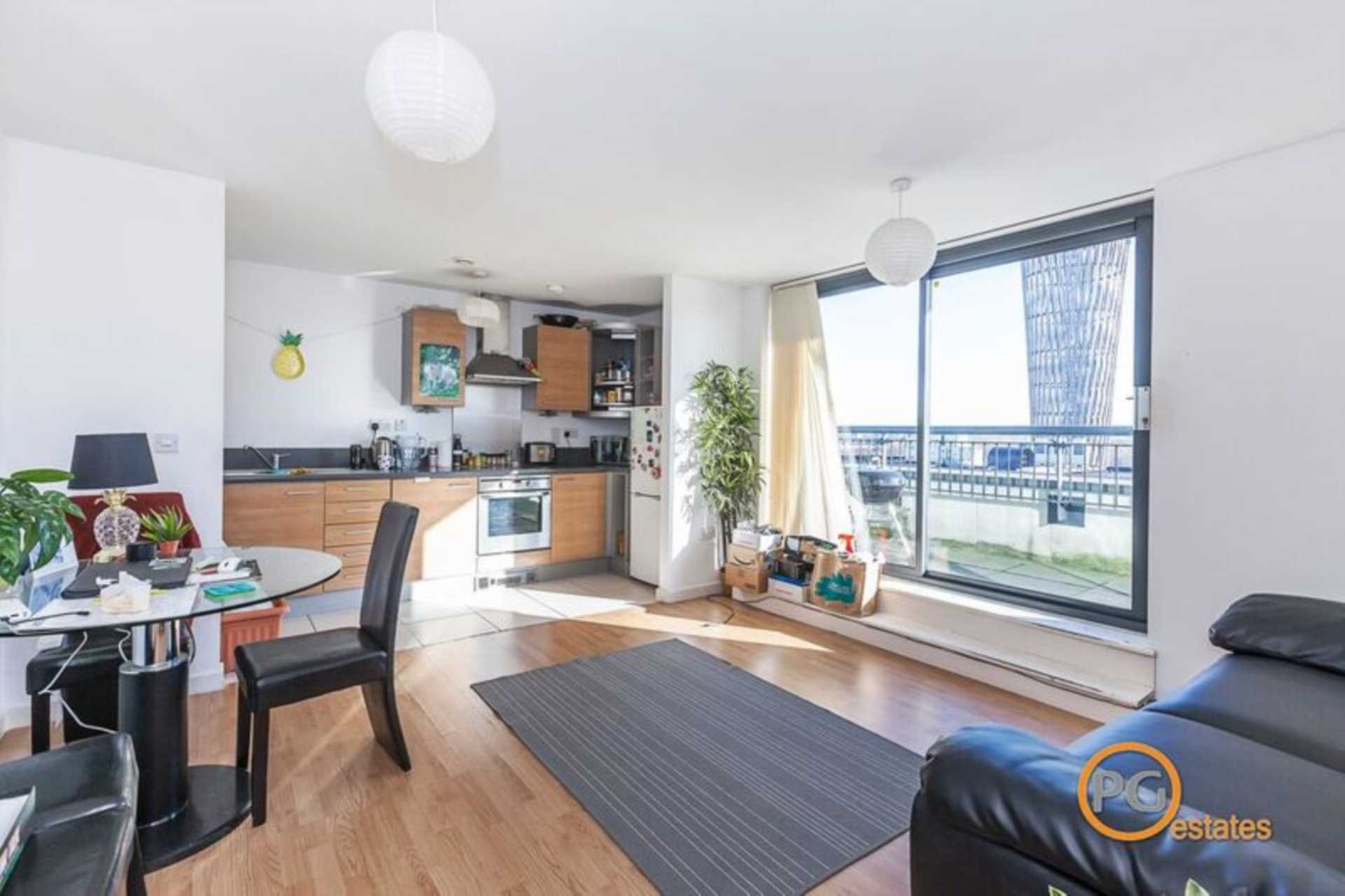 High Street, Stratford, E15, Image 2