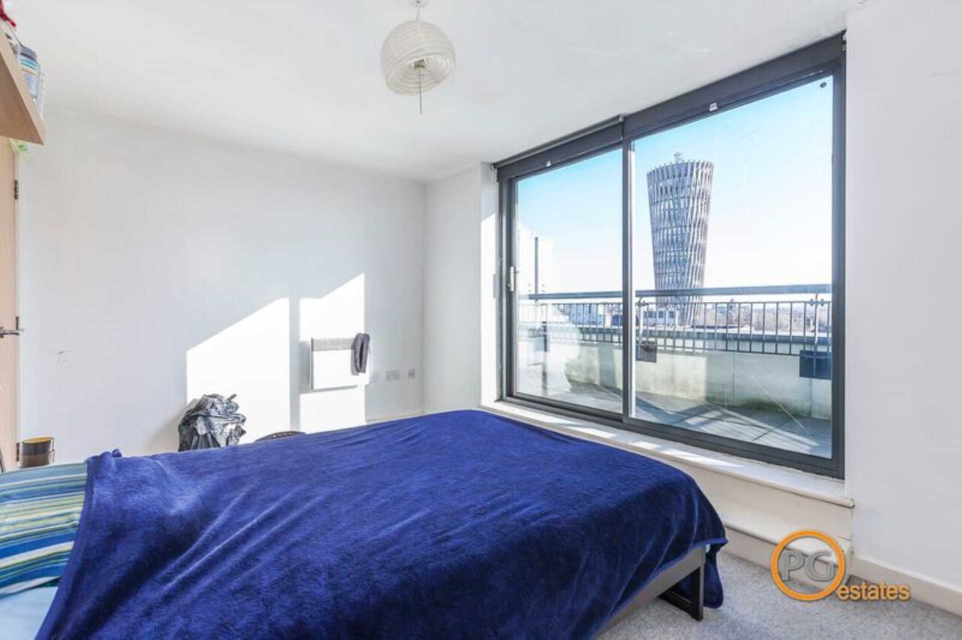 High Street, Stratford, E15, Image 5