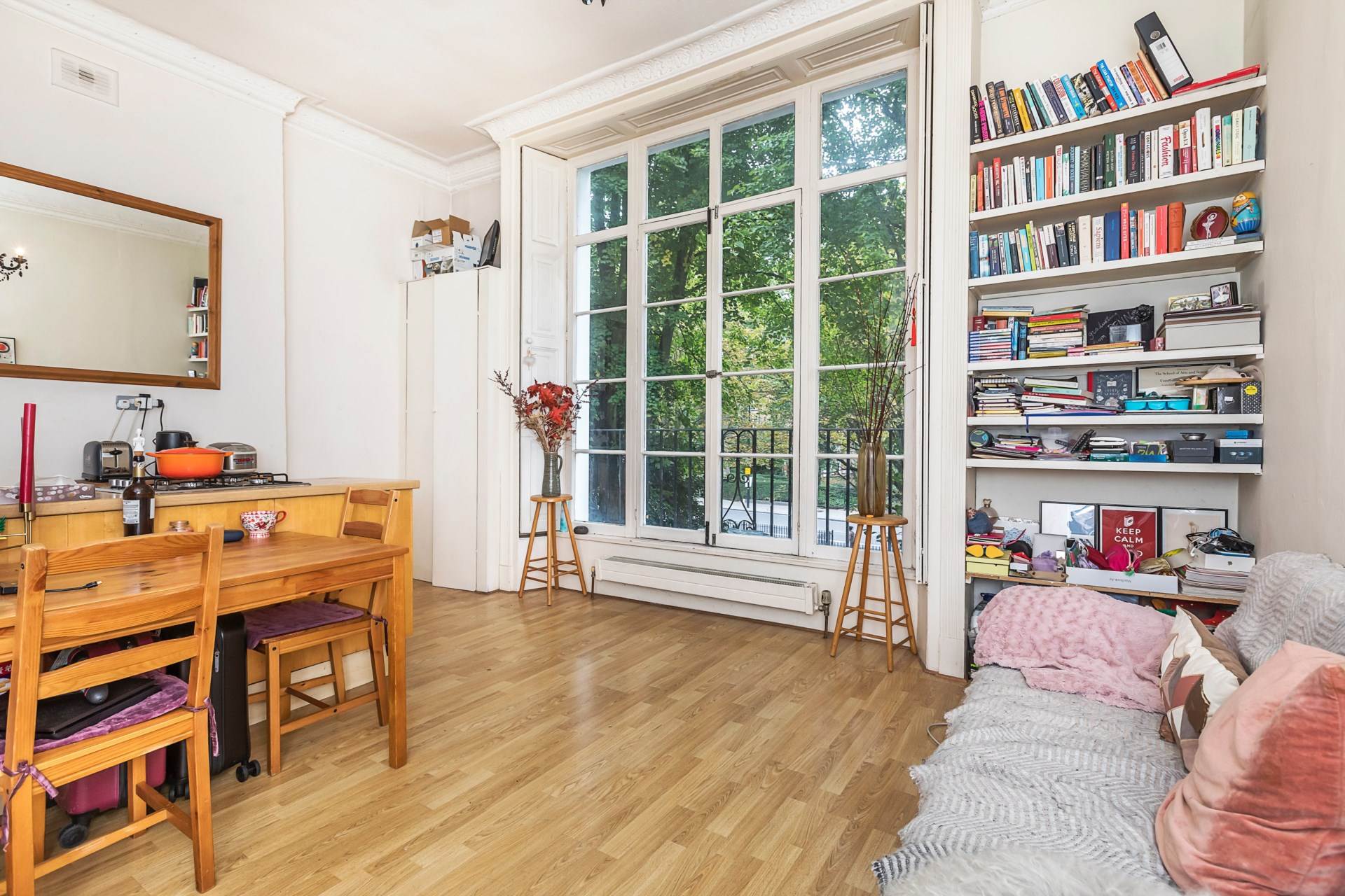 Essex Road, London, N1, Image 1