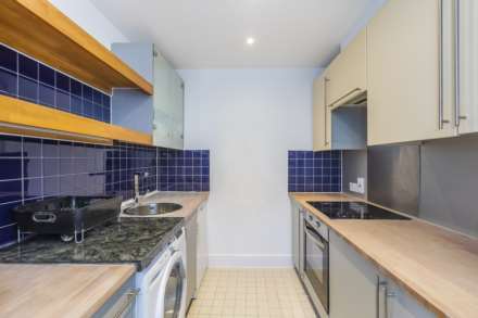 Commercial Road, Aldgate East, E1, Image 6