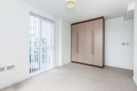 Courtyard Apartments, Avantgarde Place, Sclater Street, E1, Image 5