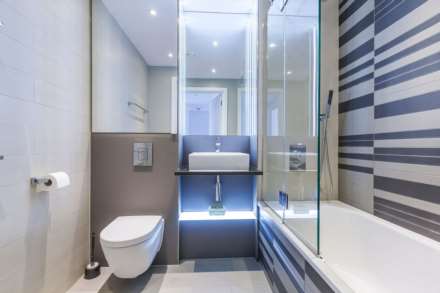 Courtyard Apartments, Avantgarde Place, Sclater Street, E1, Image 7