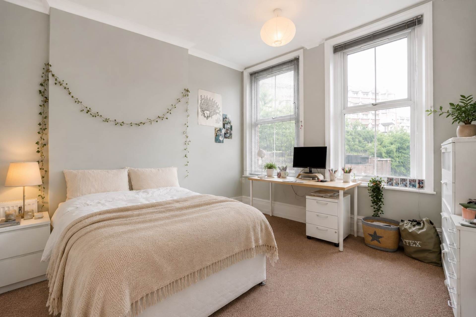 Pentonville Road, Islington, N1, Image 6