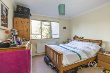 Highbury New Park, London, N5, Image 9