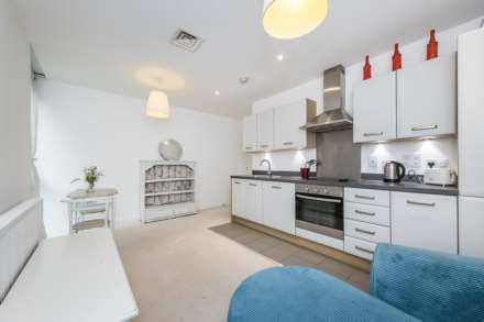 City Road, Islington, EC1V, Image 1