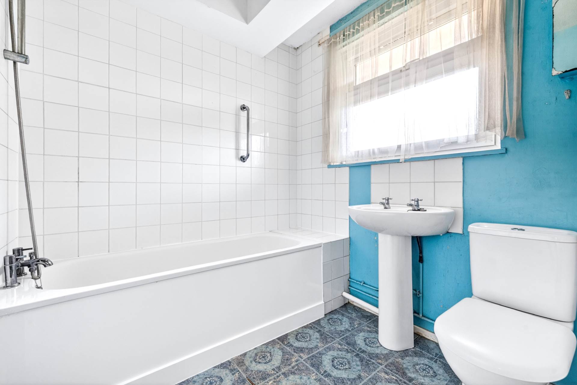Half Moon Crescent, N1, Image 10