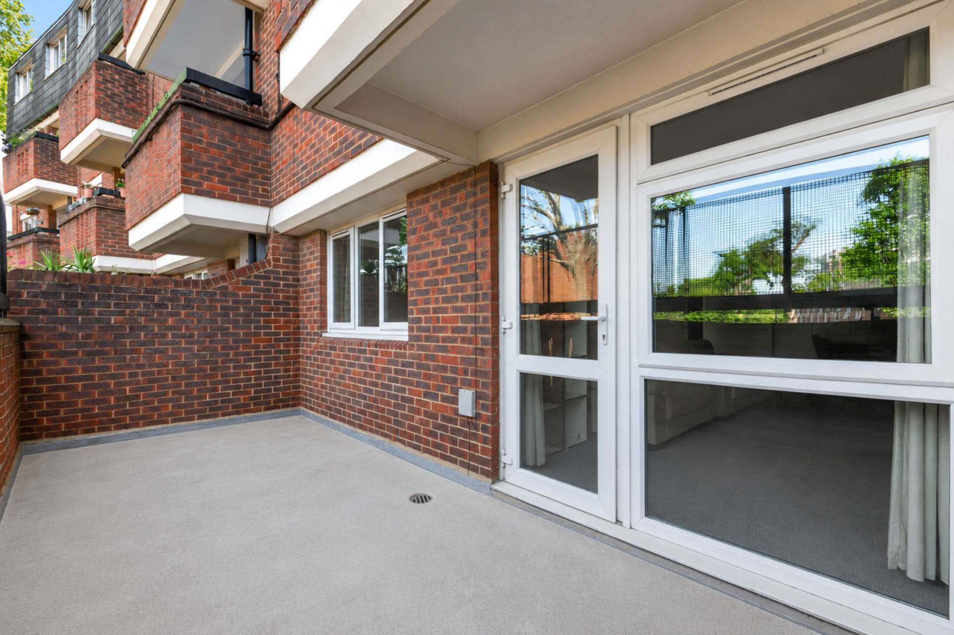 Half Moon Crescent, N1, Image 12