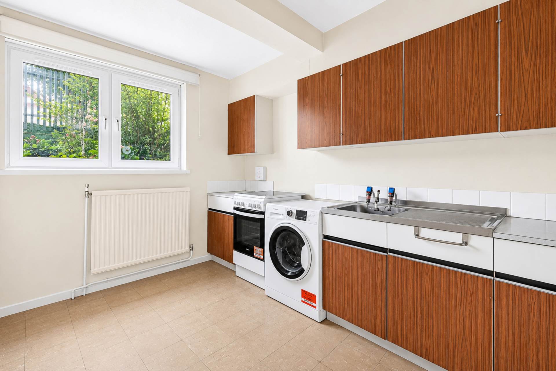 Half Moon Crescent, N1, Image 9