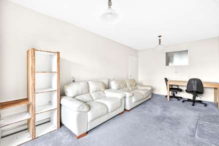 Half Moon Crescent, N1, Image 5