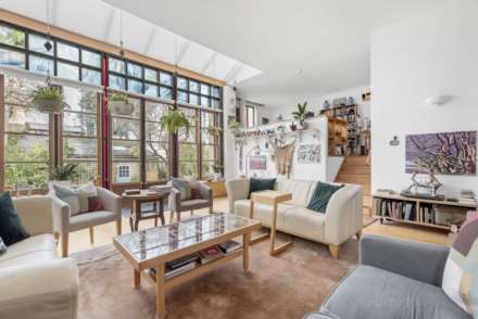 Orleston Mews, London, N7, Image 2