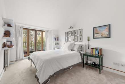 Orleston Mews, London, N7, Image 6