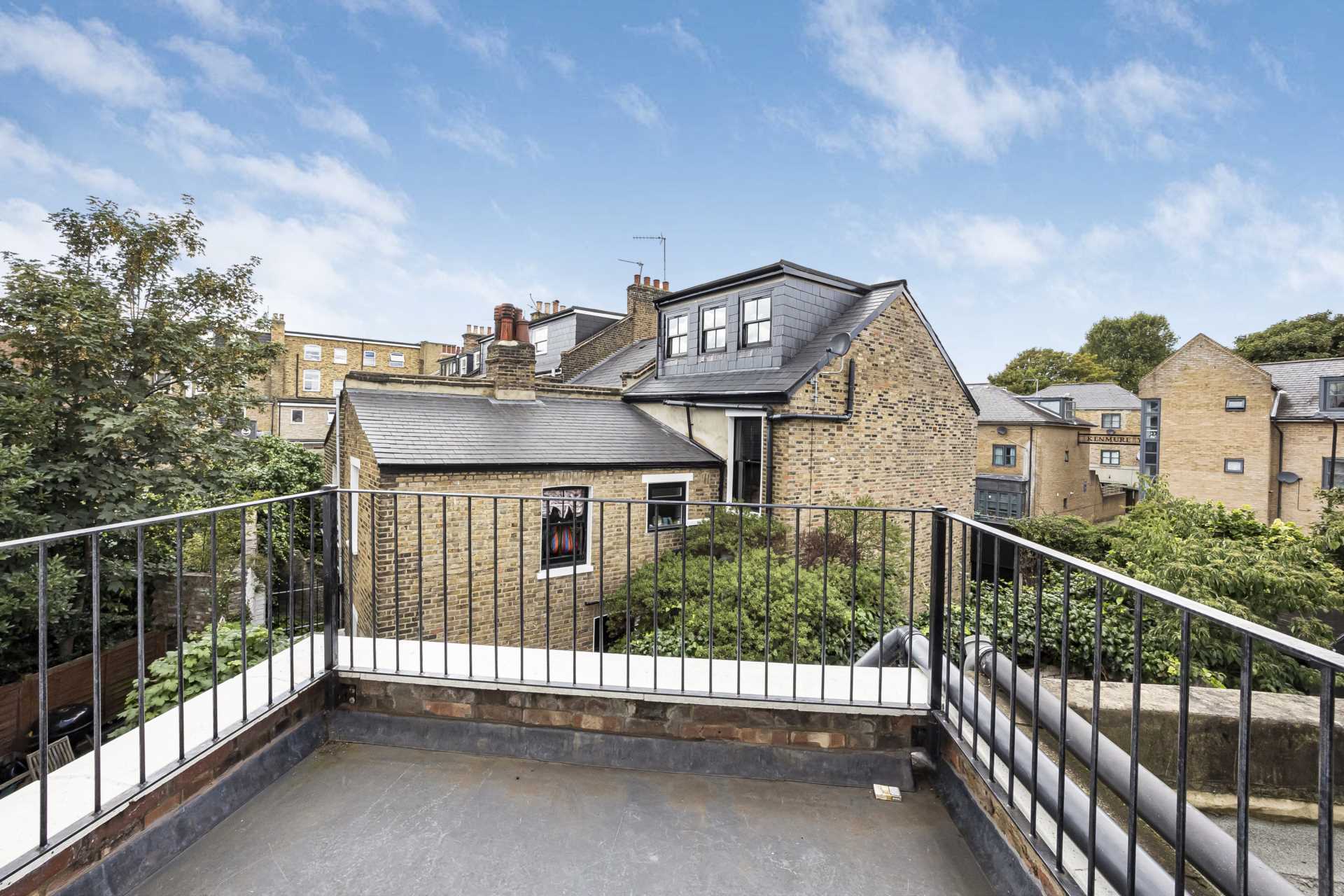 Brett Road, Hackney, E8, Image 10