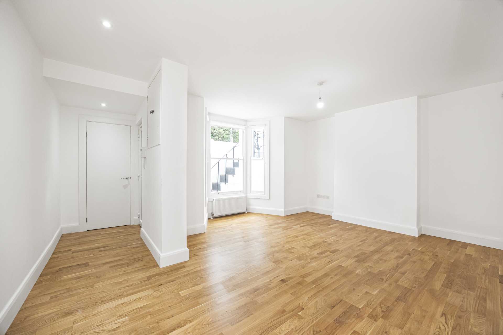 Brett Road, Hackney, E8, Image 12