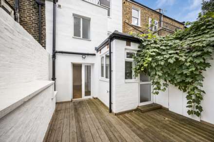 Brett Road, Hackney, E8, Image 15