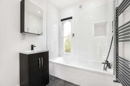 Brett Road, Hackney, E8, Image 8