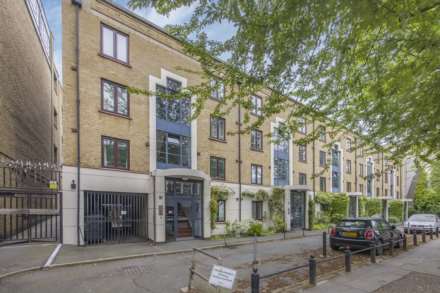 Battlebridge Court, Kings Cross, N1, Image 10