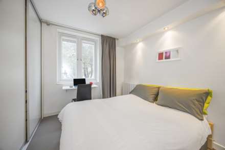 Battlebridge Court, Kings Cross, N1, Image 7