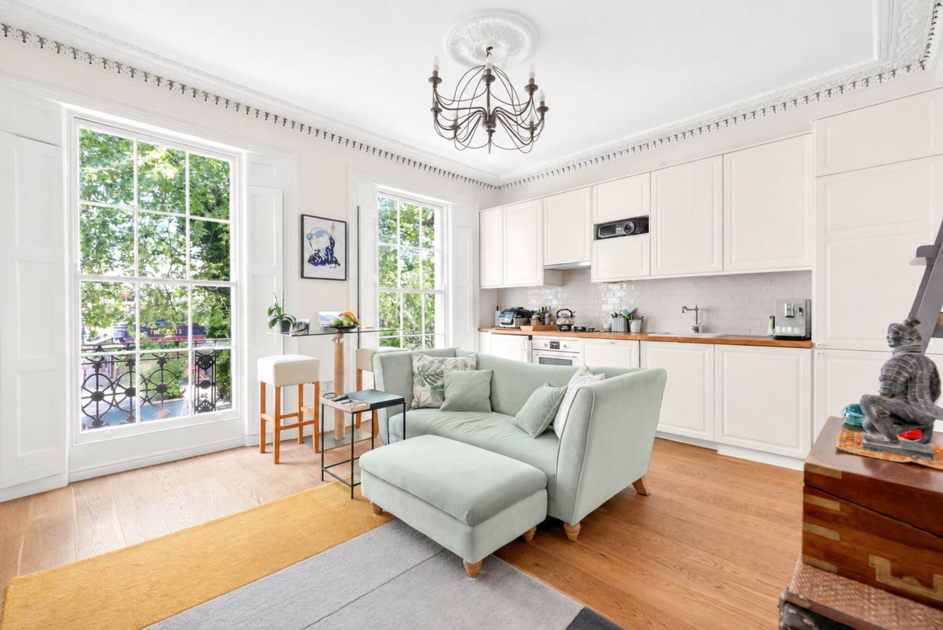 Pentonville Road, Islington, N1, Image 1