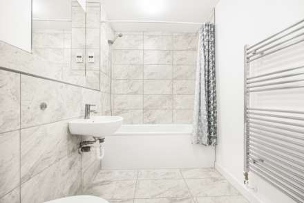 Parham Drive, Ilford, IG2, Image 7