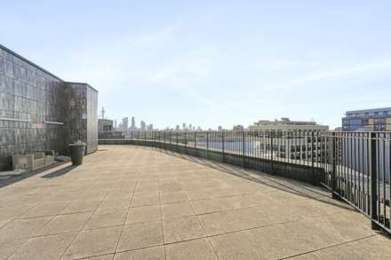 Buckhurst Street, Bethnal Green, E2, Image 13