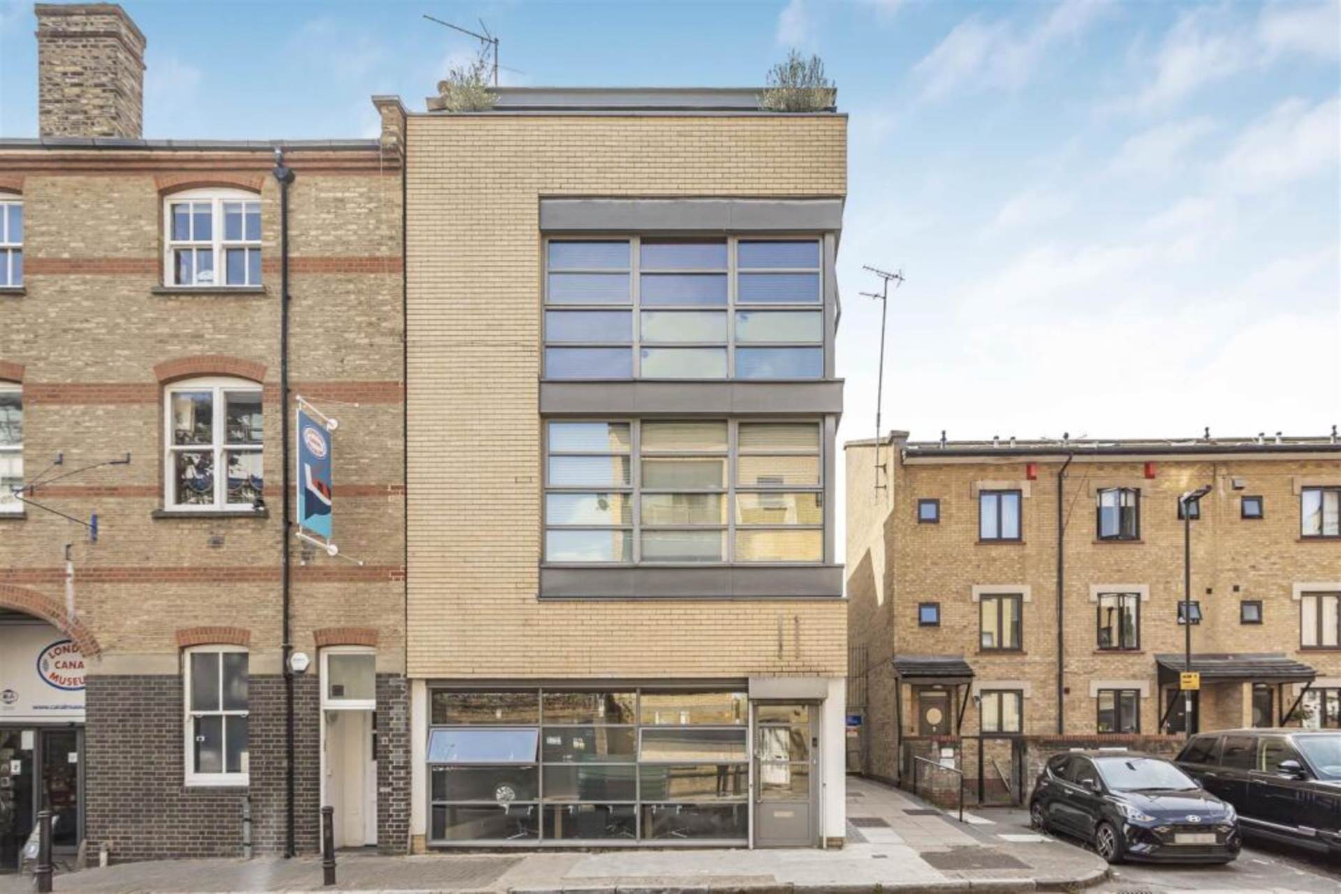 New Wharf Road, London, N1, Image 14