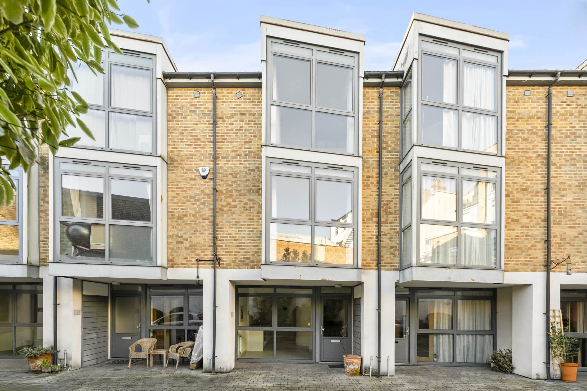 Isabella Mews, Balls Pond Road, London, N1, Image 16