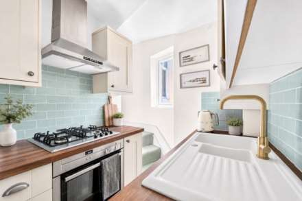Stapleton Hall Road, Finsbury Park, N4, Image 4