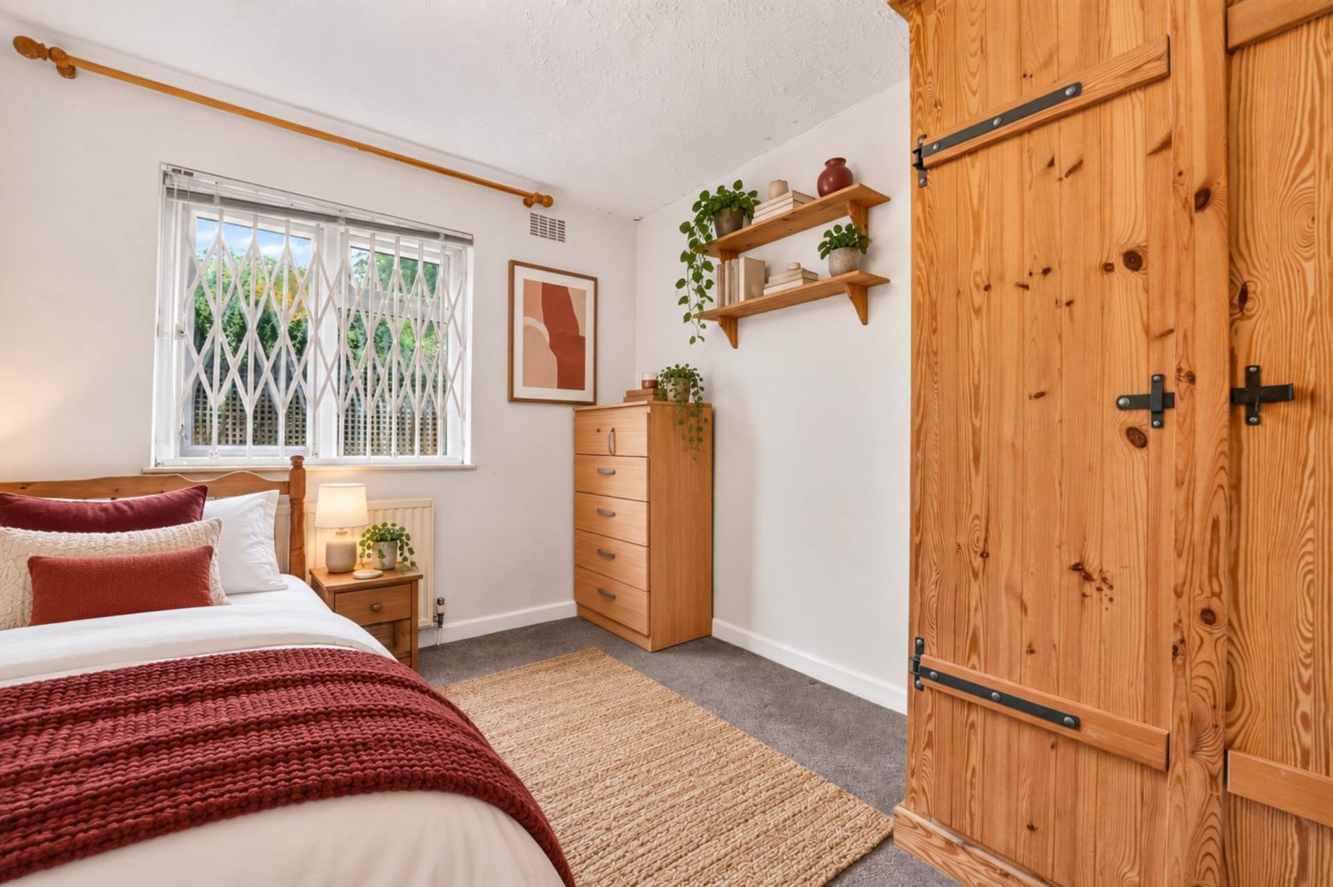 Southgate Road, London, N1, Image 16