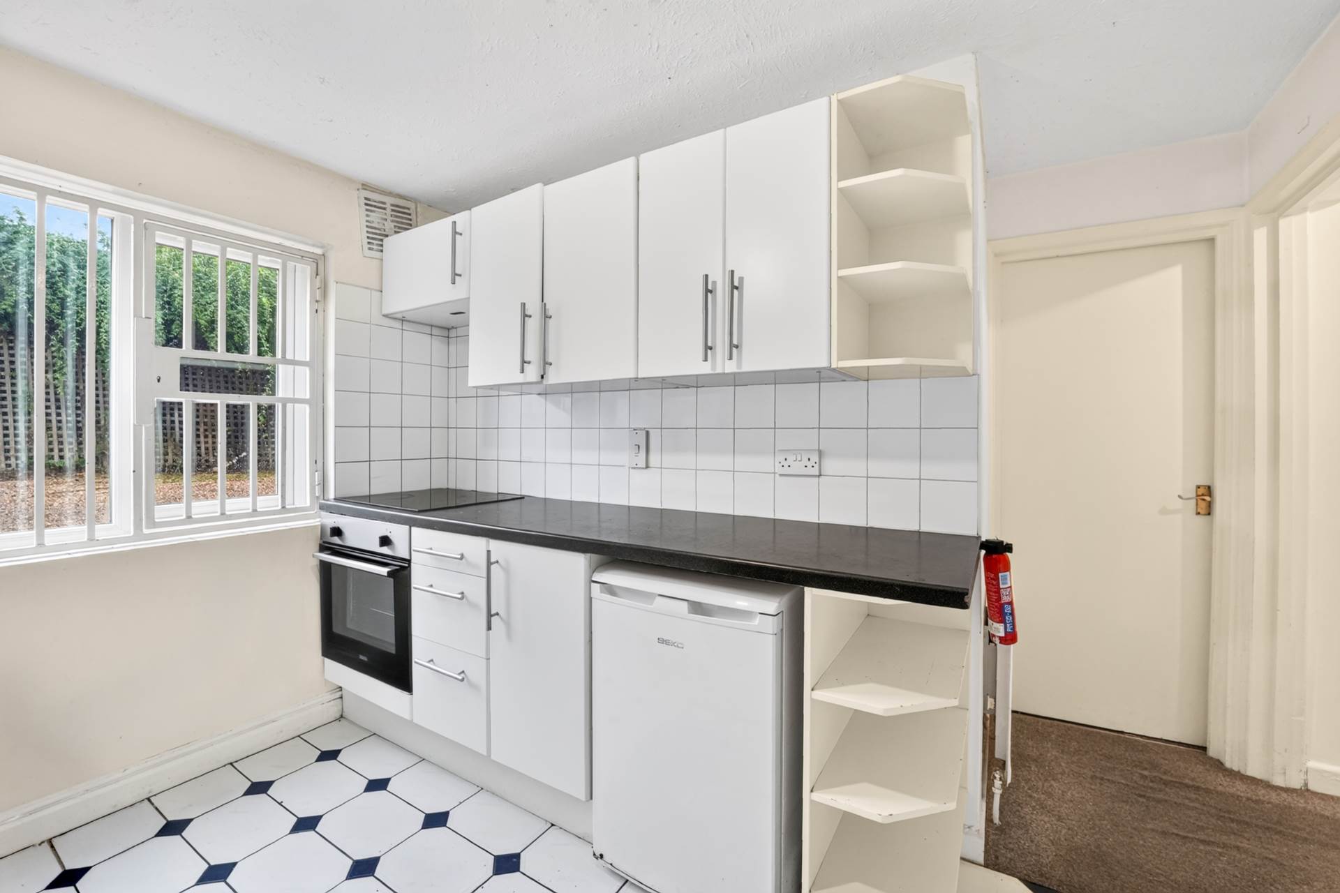 Southgate Road, London, N1, Image 19