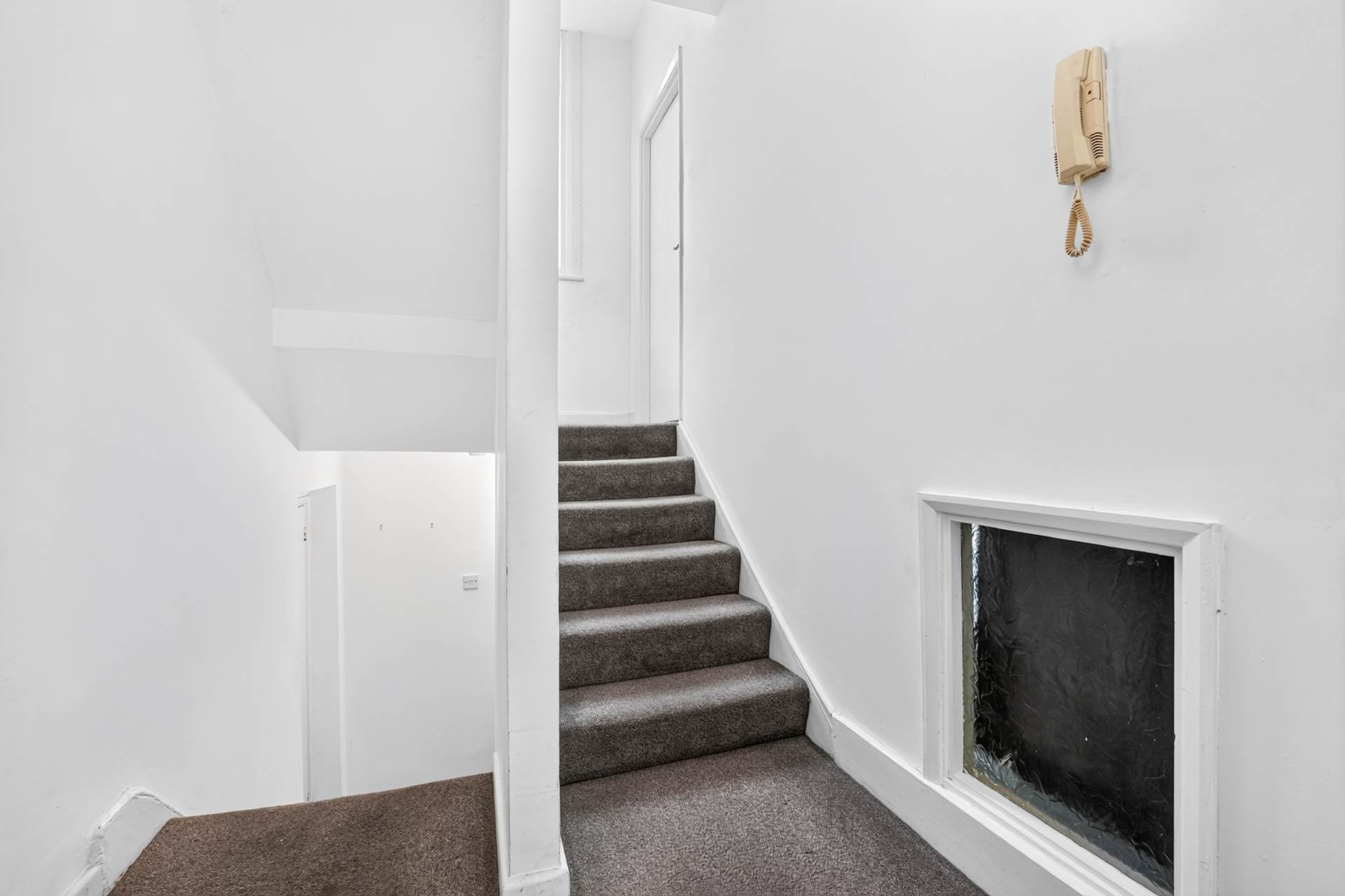 Southgate Road, London, N1, Image 24