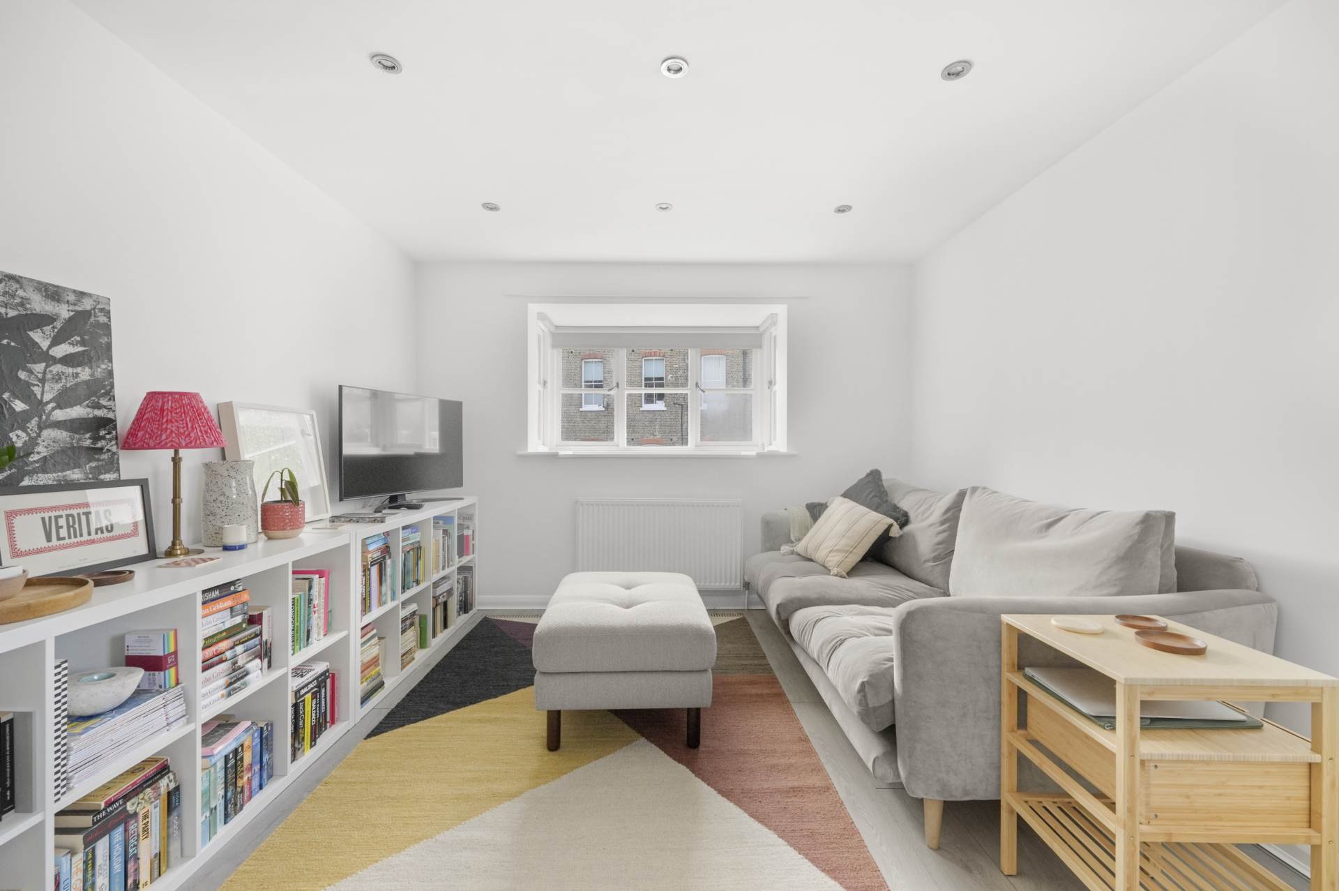 Burnham Street, Bethnal Green, E2, Image 2