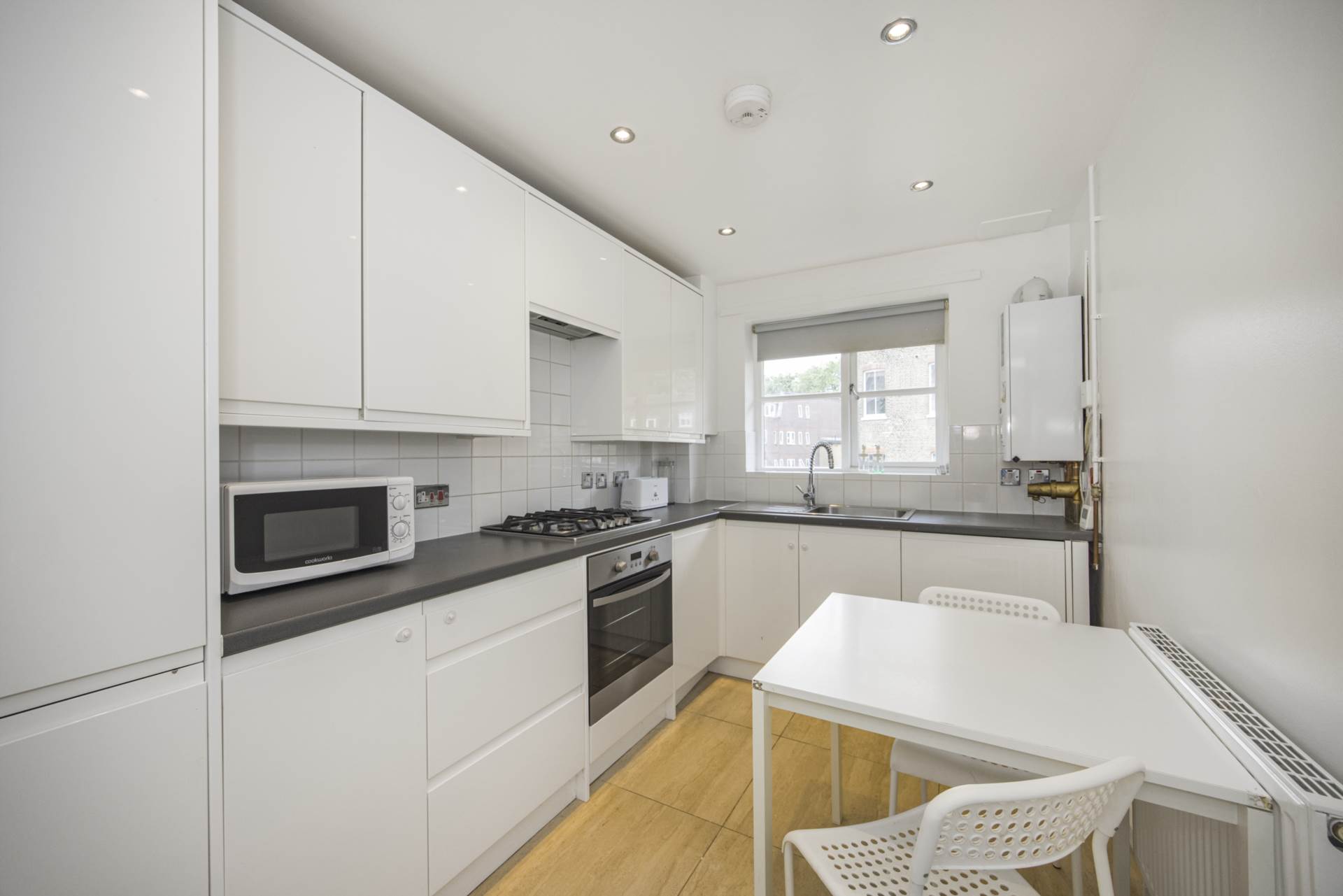 Burnham Street, Bethnal Green, E2, Image 7