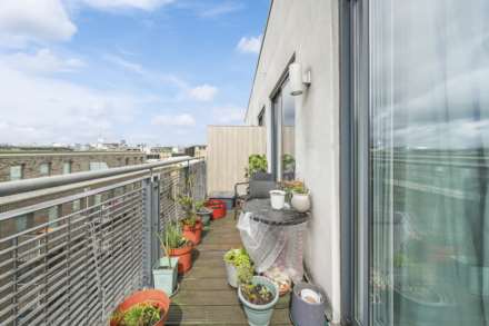 Pentonville Road, Islington, N1, Image 10