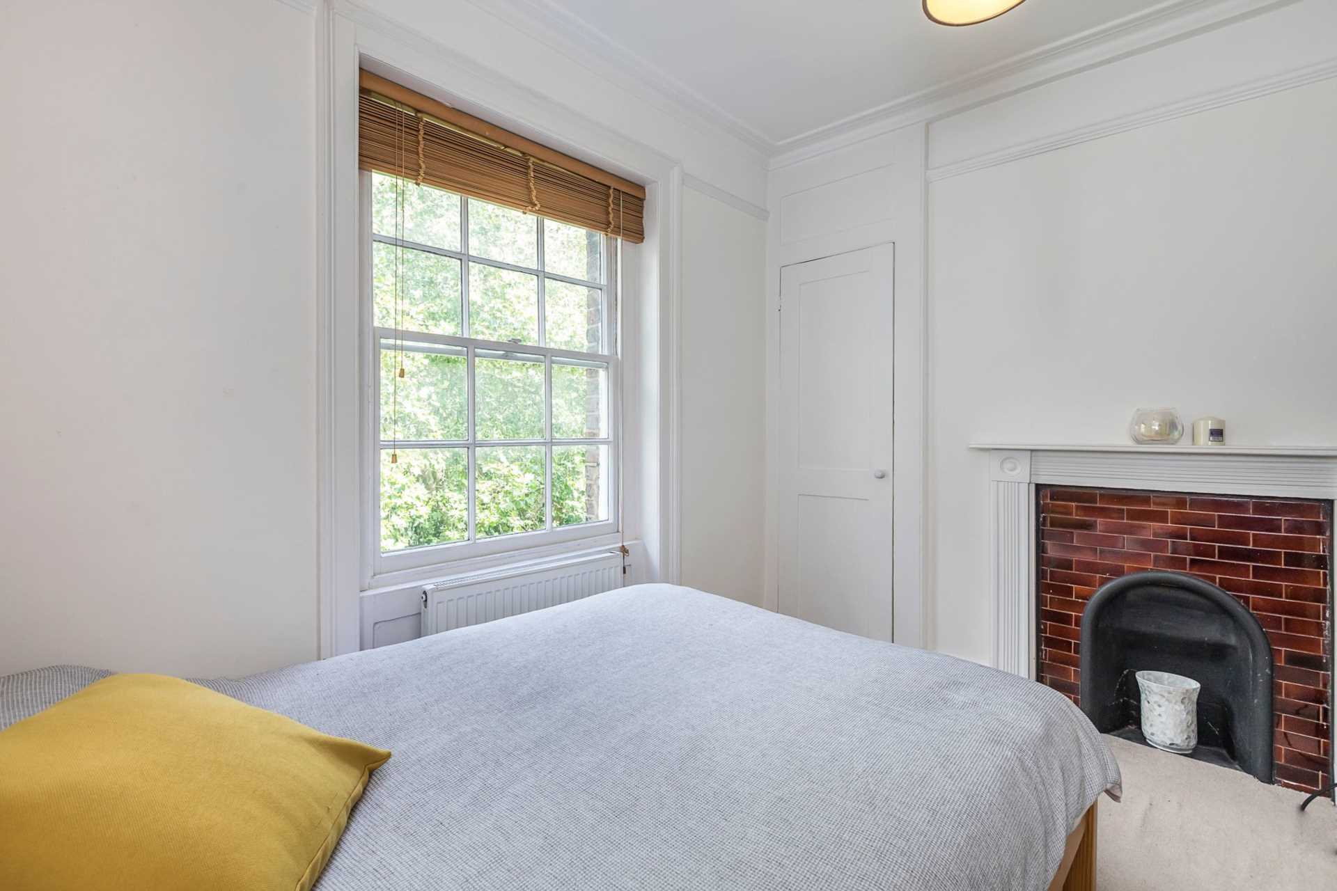 Canonbury Square, N1, Image 5