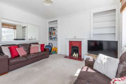 Canonbury Square, N1, Image 2